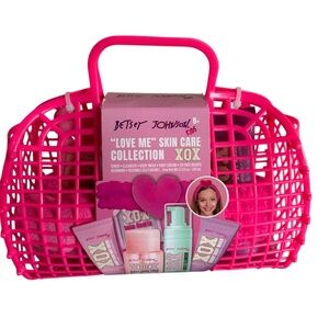 Betsey Johnson Kids Love Me Skin Care Collection Basket NWT